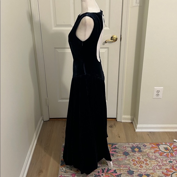 Reformation Elvira Velvet Boat Neck Open Back Midi Maxi Dress Navy NWT Size 6 - Picture 10 of 16